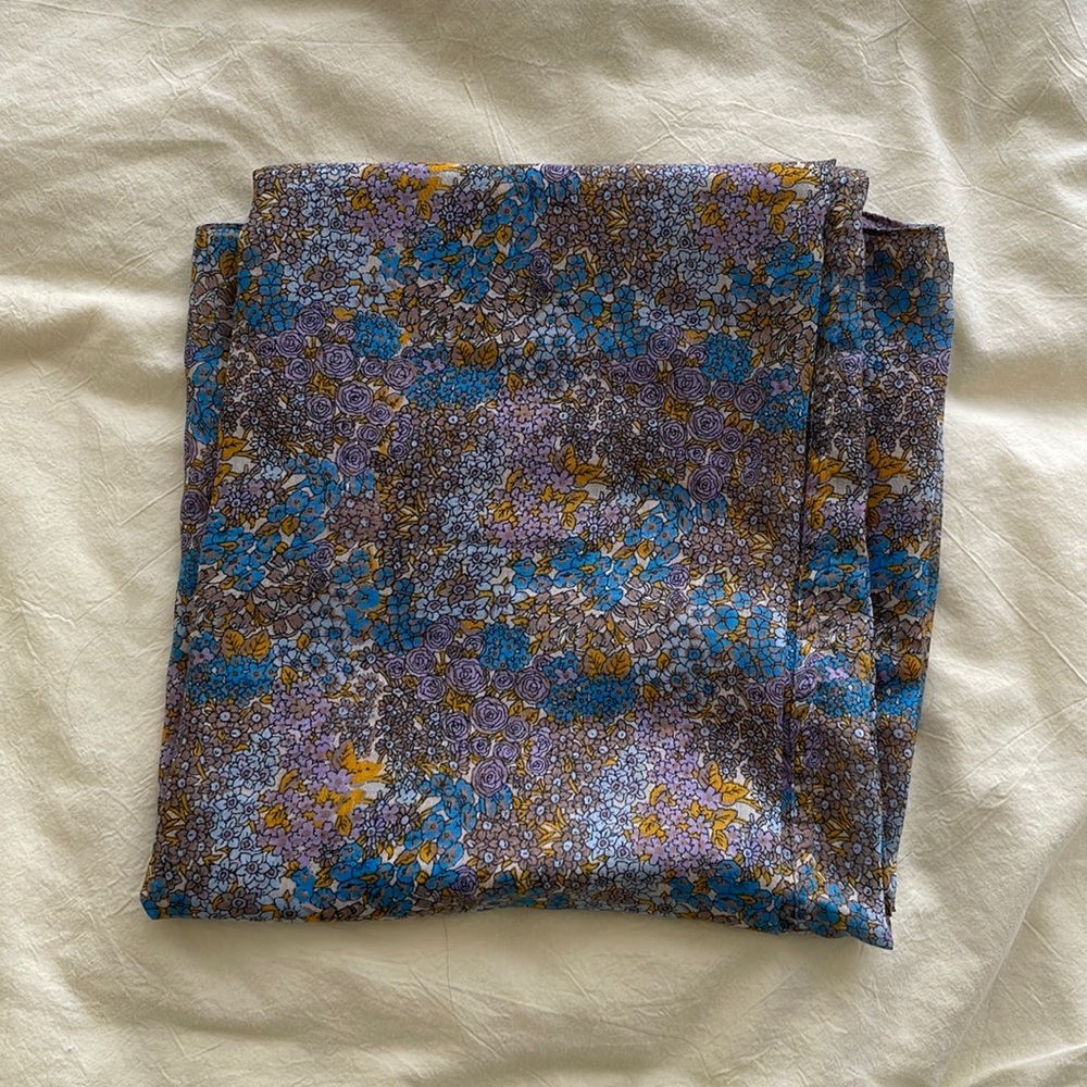 Floral cotton Infiniti scarf